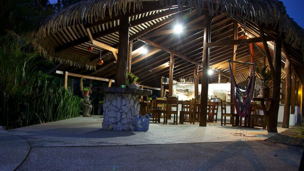 Hotel Suizo Loco Lodge&Resort Cahuita Exterior foto