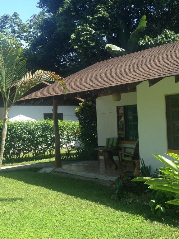 Hotel Suizo Loco Lodge&Resort Cahuita Habitación foto