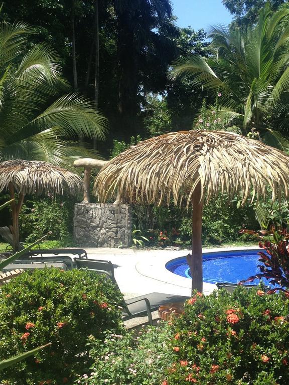 Hotel Suizo Loco Lodge&Resort Cahuita Exterior foto
